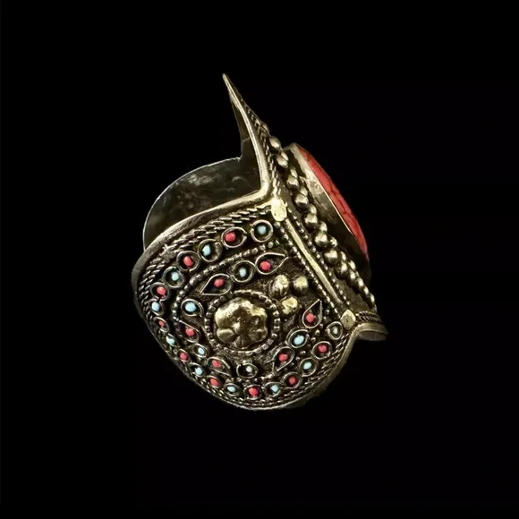 Afghan KUCHI German Silver cuff, Antique, Rare Boho/Tribal/Punk/ Festival, Coral - Picture 3 of 6